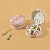 Petite boîte à bijoux en velours avec logo personnalisé boîte à bijoux de voyage portable colliers bagues organisateurs boîte pour femmes filles
