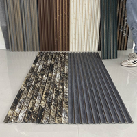 Best-seller Panneau de charbon de bois gris blanc motif de marbre Panneau mural PS avec lignes dorées Panneau de persiennes de charbon de bois