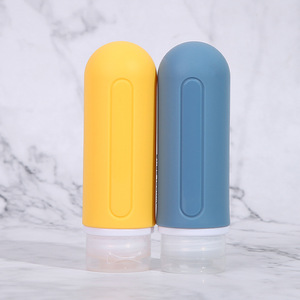 Ensemble de soins de la peau pour voyage, 4 bouteilles en silicone pour shampoing, gel douche, lotion, rangement cosmétique avec étui transparent, portable pour adultes - Product Image 2