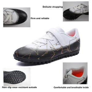 Zapatos de Fútbol para Niños de Alta Calidad Hechos en China, Zapatos de Entrenamiento para Exteriores - Product Image 2