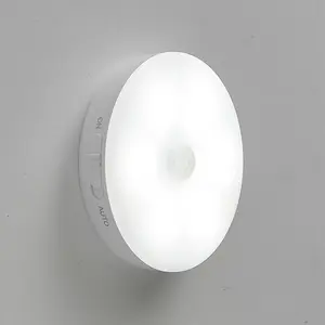 Oplaadbare Kleine Led Motion Sensor Licht Infrarood Inductie Licht Menselijk Lichaam Sensor Licht