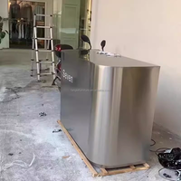 Comptoir de réception en acier inoxydable argenté de haute qualité, mobilier de beauté, comptoir de caisse de salon, bureau d'accueil avec lumières