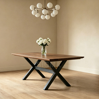 Ensemble de table et chaises de salle à manger en bois massif pour l'intérieur, structure en bois robuste, meubles pour la maison et l'hôtel