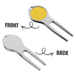 Outil de réparation de divots de golf magnétique personnalisé avec ouvre-bouteille et marqueur de balle, conception OEM - Product Image 2