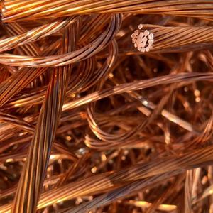 Déchets de fil de cuivre de qualité électrique, 99,99 % de cuivre pur, pour le recyclage, utilisation dans les usines et la production industrielle - Product Image 4