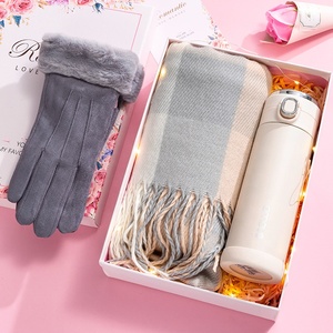 Nuovo prodotto unico popolare sciarpa calda tazza sottovuoto bambola coniglietto inverno matrimonio regali di natale set per donne e ospiti - Product Image 3