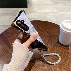 Étui souple en TPU avec chaîne de poignet en perles effet peau de serpent pour Samsung <span class=keywords><strong>Galaxy</strong></span> A56 A36 A26 A16 A06 5G A55 A35 A25 A15 A54 5G, housse de protection pour coffre de voiture - Product Image 5