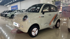 2026 Cheap Chinese 4 Wheel <strong>Mini</strong> <strong>EV</strong> <strong>Car</strong> Longqi 4door 4Seater 100+km Small Electric Vehicle <strong>Car</strong> <strong>Pakistan</strong> 30-50kWh for Adult - Product Image 3
