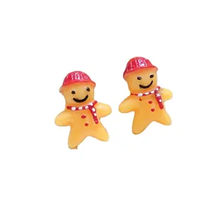 Hot Selling Christmas Miniature Cute Gingerbread Man Biscuit Resin Cabochons Flatback Charms Fridge magnet For Craft Decoration