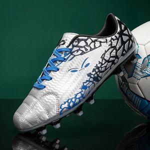 Adultos Moda Impresión digital Fútbol Deportes Entrenamiento Zapatos Césped Antideslizante Spikes High-top Fútbol Zapatos de fútbol - Product Image 4