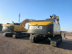Excavatrice sur chenilles moyenne SDLG E6275H pour travaux de construction urbaine, d'assainissement, de protection des rivières, de chargement de terre et de sable. - Product Image 6