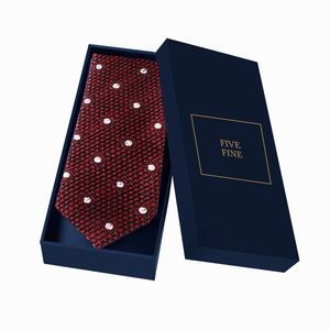 Ensemble de cravates longues haut de gamme pour hommes, boîte personnalisée avec logo, boîtes rigides noires et bleues, boîte avec lamination brillante en relief - Product Image 6