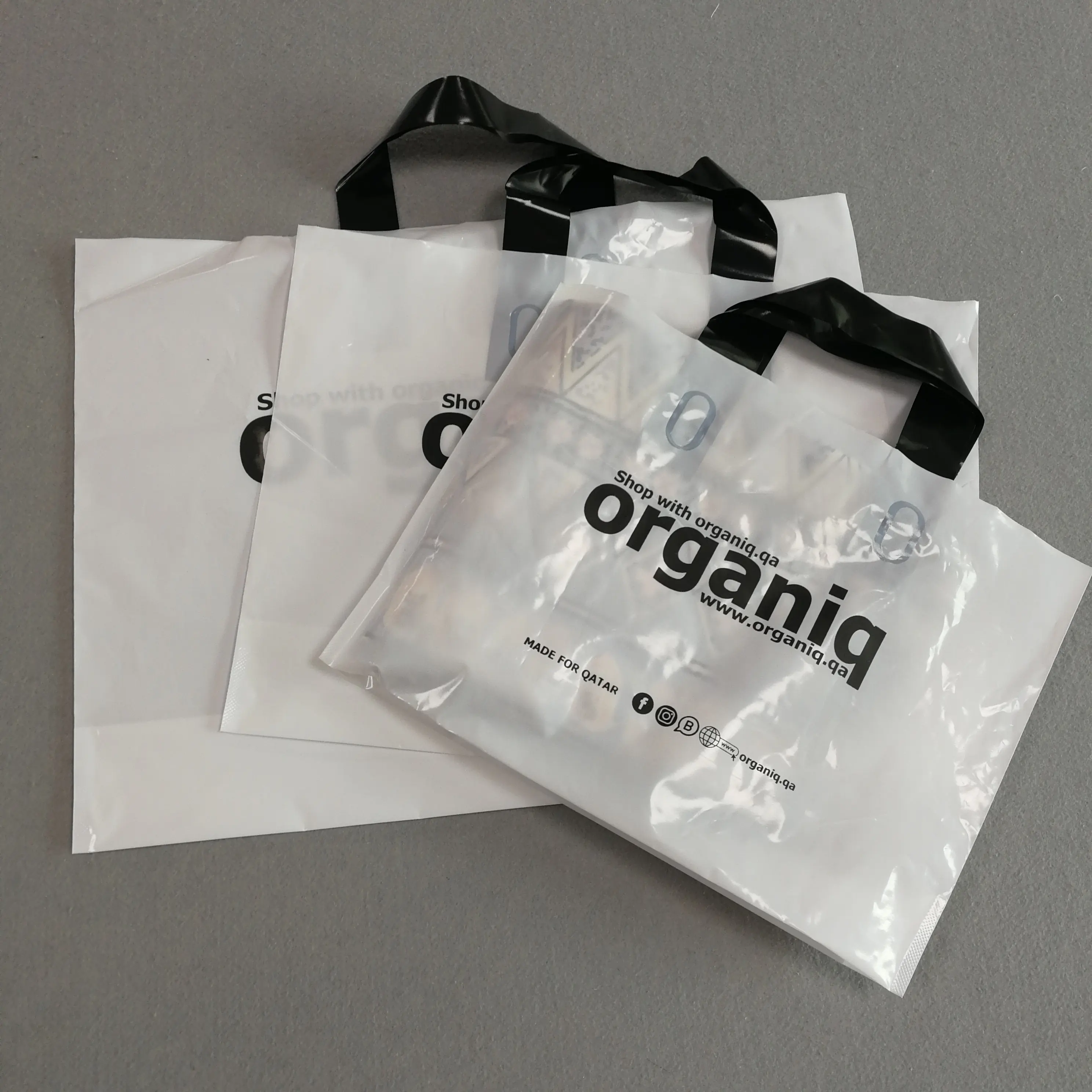 Custom print plastic bag shopping carry bag shopping handle bag with logo