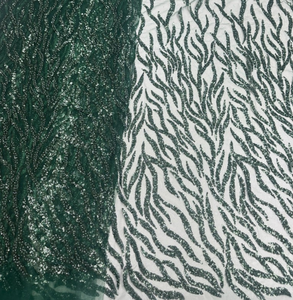 Merveilleux tissu de dentelle française écologique avec broderie de fleurs perlées et type de maille de perles - Product Image 3