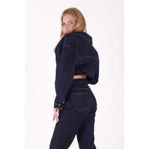 Pantalon palazzo vert pour femme, style pantalon confortable et extensible - Product Image 2