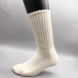 <span class=keywords><strong>Calzini</strong></span> Invernali di Alta Qualità in Cotone Spesso Traspirante per Ragazze, Uso Quotidiano, Lunghezza Equipaggio con Logo sul Corpo e sul Polsino - Product Image 4