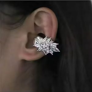 <span class=keywords><strong>Auriculares</strong></span> de Clip para Oreja, <span class=keywords><strong>Auriculares</strong></span> Deportivos de Oreja Abierta, Ligeros, Cómodos, Ajuste Estable, <span class=keywords><strong>Auriculares</strong></span> Inalámbricos con Decoración de Lujo - Product Image 6