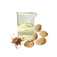 Extracto de Nuez Moscada Natural de Alta Calidad con Aroma Cálido y Especiado para Alimentos y Fragancias