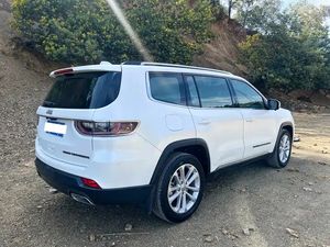 Personalización Interior, Jeep Grand Commander PLUS 2020 2021 2022, SUV de Lujo Usado - Product Image 5