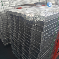 Plateau de gestion des câbles de bureau/Plateau de gestion des câbles de bureau en aluminium perforé et extensible
