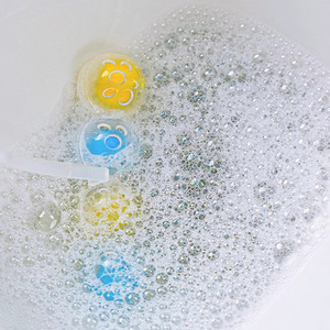 Limpiador de inodoros, limpiador automático de inodoros, limpiador de inodoros de pared, desodorizante, elimina olores y cal (burbuja azul) - Product Image 3