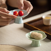 Plateau à gâteaux en céramique moderne et écologique sur pieds hauts, petit plat à fruits, plat à fruits secs et noix pour table basse, idéal pour le thé et les dim sum