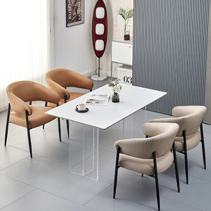 Chaise <span class=keywords><strong>de</strong></span> <span class=keywords><strong>salle</strong></span> <span class=keywords><strong>à</strong></span> manger en cuir <span class=keywords><strong>de</strong></span> luxe <span class=keywords><strong>de</strong></span> style nordique moderne, avec structure métallique, pour une ambiance hôtelière et <span class=keywords><strong>de</strong></span> restaurant, idéale pour les hôtels et les salons. - Product Image 5