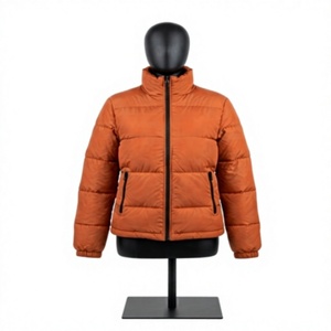 Chaqueta Acolchada para Mujer, 120 GSM, Tela de Poliéster Taslan, Color Naranja Quemado, Diseño de Paneles Acolchados, Bordado Personalizado, Impresión, OEM, ODM - Product Image 1