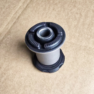 Bague de bras de suspension inférieur 48725-30231 48770-39025 pour Toyota Lexus, pièce de rechange en acier au manganèse - Product Image 1