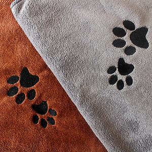 Thiết kế con chó tắm hấp thụ nước khăn mềm mại thoải mái tùy chỉnh in sợi nhỏ Pet cleaningtowel - Product Image 5