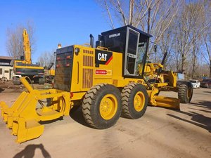 รถเกรดเดอร์ Caterpillar 140H มือสองสภาพดี ใช้งานได้ปกติ รุ่น Cat 140M สำหรับงานปรับระดับพื้นดินและโครงการทางหลวง มีให้เลือก - Product Image 3