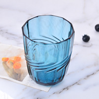 Verres à eau Samyo 310 ml en verre gaufré de style européen vintage, personnalisables, bleus pressés, pour la vente en gros