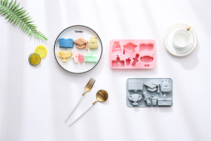 Moldes de Silicona Antiadherentes con Diseño Temático de Academia, Reutilizables, de Grado Alimenticio, Lindos Moldes Magnéticos de Silicona para Chocolate, Dulces y Hielo - Product Image 2