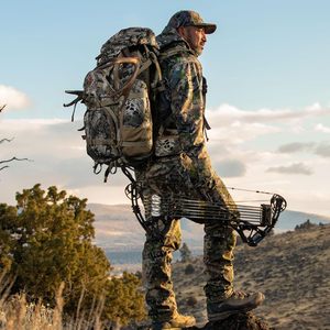 Mochila de camuflaje personalizada de fábrica para almacenamiento de arco y flechas, mochila desmontable para senderismo y caza. - Product Image 2