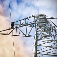 Tour d'angle autoportante en acier galvanisé 66KV 110KV pour la transmission d'énergie électrique haute tension