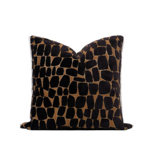 Funda de Almohada TiffHome Textiles Negra y Dorada, Diseño de Terciopelo Cortado con Patrón de <span class=keywords><strong>Roca</strong></span>, Cojín Cuadrado de Alta Gama, Cojín Lumbar Personalizable - Product Image 1