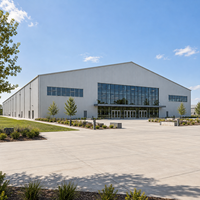Centre de loisirs commercial durable en structure acier, entrepôt de vente au détail moderne en métal résistant aux intempéries, bureau et atelier