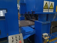 Machine de découpe de plaques d'acier pour le redressage et le nivellement des bobines d'acier Machine de ligne coupée à la longueur 20x2000mm