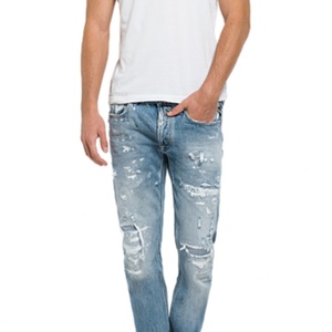 Nouveau design de jeans déchirés, pantalons en denim pour hommes, vente en gros de jeans bleus pas chers - Product Image 2