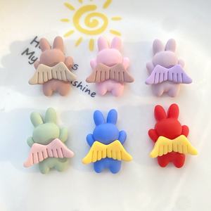 Paso Sico Popular nuevo diseño conejo de Pascua <span class=keywords><strong>ala</strong></span> de Ángel estilo Kawaii resina Nail Art Charms para decoración de manicura diseño 3D 3D - Product Image 1