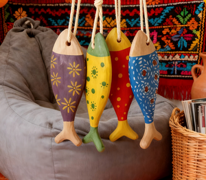 Personaliseert Houtsnijwerk Visvorm Kleurrijke Hanger Huisdecor - Product Image 6