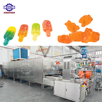 Machine de fabrication de bonbons gommeux à petites vitamines Machine de dépôt de bonbons gommeux à la gelée de vitamines Machine de fabrication