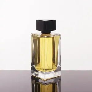 Groothandel 50Ml 100Ml Helder Glas Spray Parfum Fles Draagbare Lege Parfum Fles Met Verstuiver
