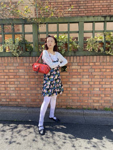 Sandalias de tacón bajo con lazo, estilo japonés, dulces y modernas, retro, plisadas, cerradas, tipo mule, para primavera - Product Image 4