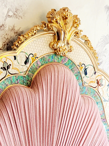 Lit <span class=keywords><strong>de</strong></span> princesse <span class=keywords><strong>de</strong></span> luxe style crème français, <span class=keywords><strong>rose</strong></span>, style europé<span class=keywords><strong>en</strong></span>, <span class=keywords><strong>en</strong></span> <span class=keywords><strong>bois</strong></span>, taille complète, ensemble <span class=keywords><strong>de</strong></span> meubles <span class=keywords><strong>de</strong></span> <span class=keywords><strong>chambre</strong></span> antique pour <span class=keywords><strong>chambre</strong></span> principale - Product Image 2