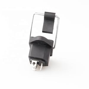 Toma de corriente alterna de entrada de conector IEC60320 C14 de con guía única y <span class=keywords><strong>Pilar</strong></span> de fijación para electrodomésticos - Product Image 2