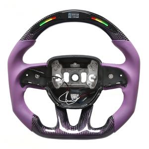 Volant à fond plat en fibre de carbone forgée pour <span class=keywords><strong>Dodge</strong></span> Challenger Charger <span class=keywords><strong>SRT</strong></span> 2015 2016 2017 2018 2019 <span class=keywords><strong>2020</strong></span> 2021 2022 2023 - Product Image 2