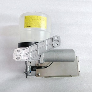 Pompe à graisse EGM-MP-4-7C-F 103881 LUBE FANUC ROBOSHOT - Product Image 1