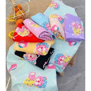 ชุดนอนผ้าไหมลาตินพิมพ์ลายระบายอากาศได้ผ้า120gsm ทนต่อรอยยับชุดนอนเวียดนามน้ำหนักเบา - Product Image 5