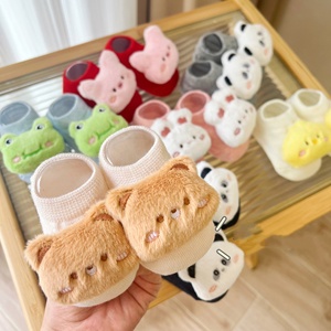 Nouvelles chaussettes antidérapantes pour bébé en coton respirant, mignonnes, avec figurines d'animaux 3D, écologiques, douces et confortables pour la maison - Product Image 3